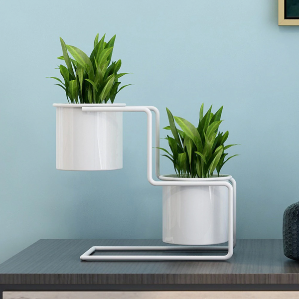 Home workroom desktop modern flowerpot