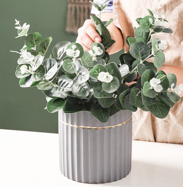 Light grey flower pot with gold strip